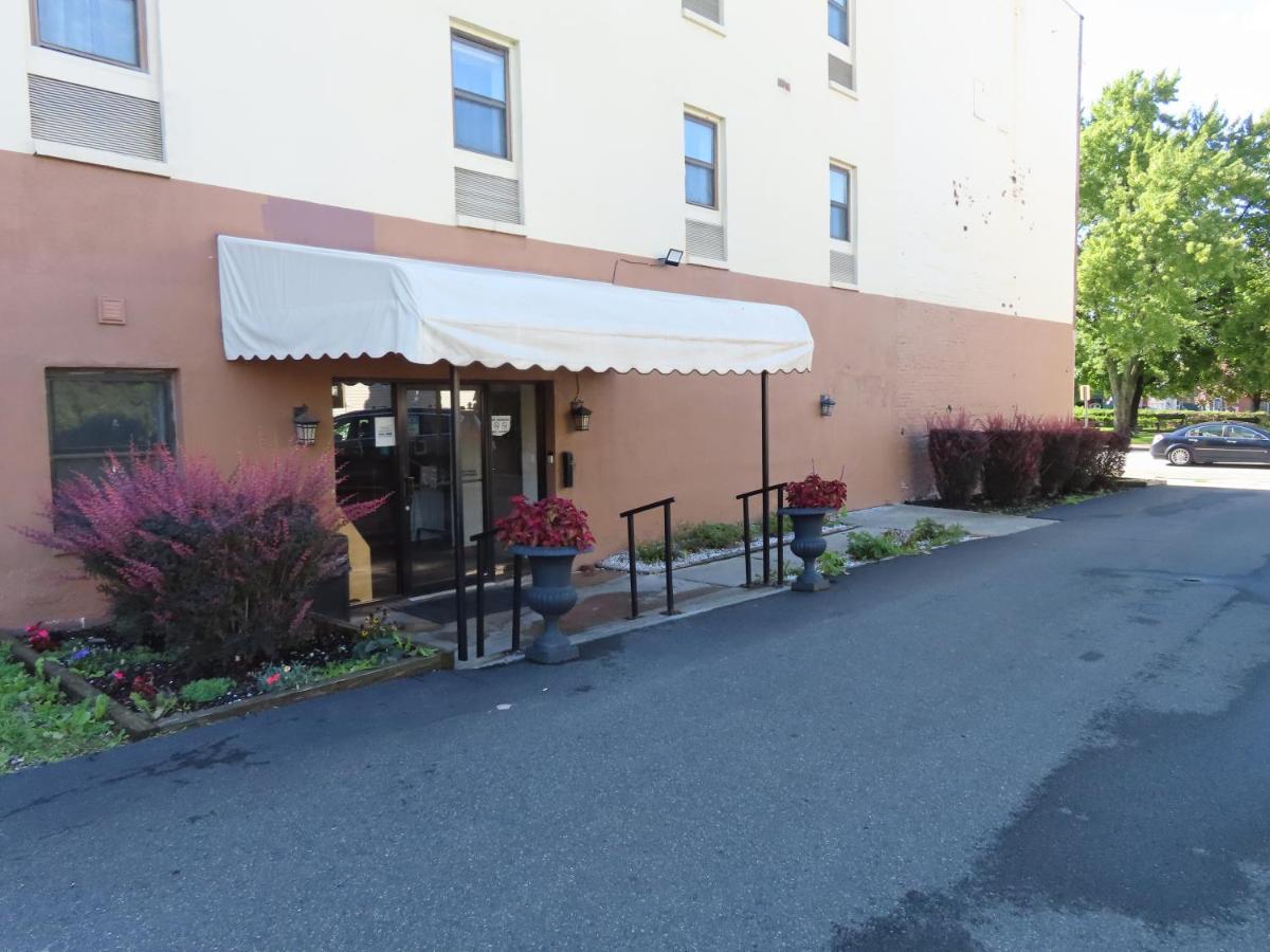 St Charles Hotel Downtown Hudson Kültér fotó