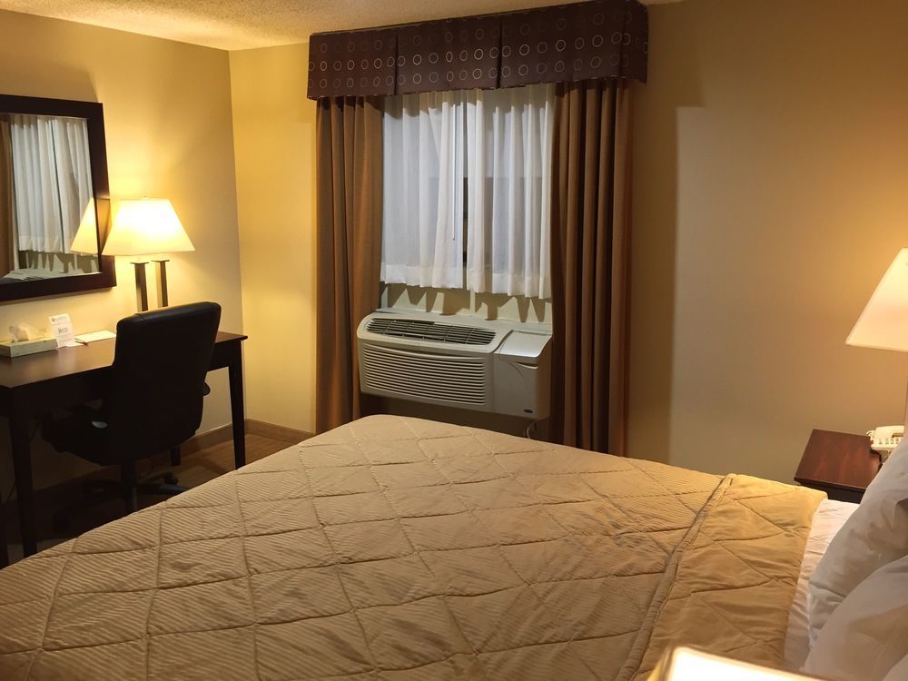 St Charles Hotel Downtown Hudson Kültér fotó
